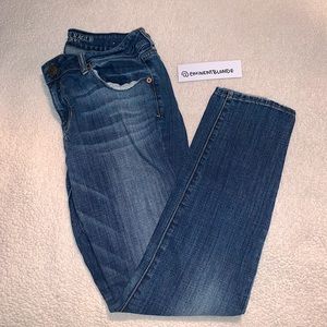 American Eagle Skinny Stretch Jeans Size 10 Regular, Medium Wash